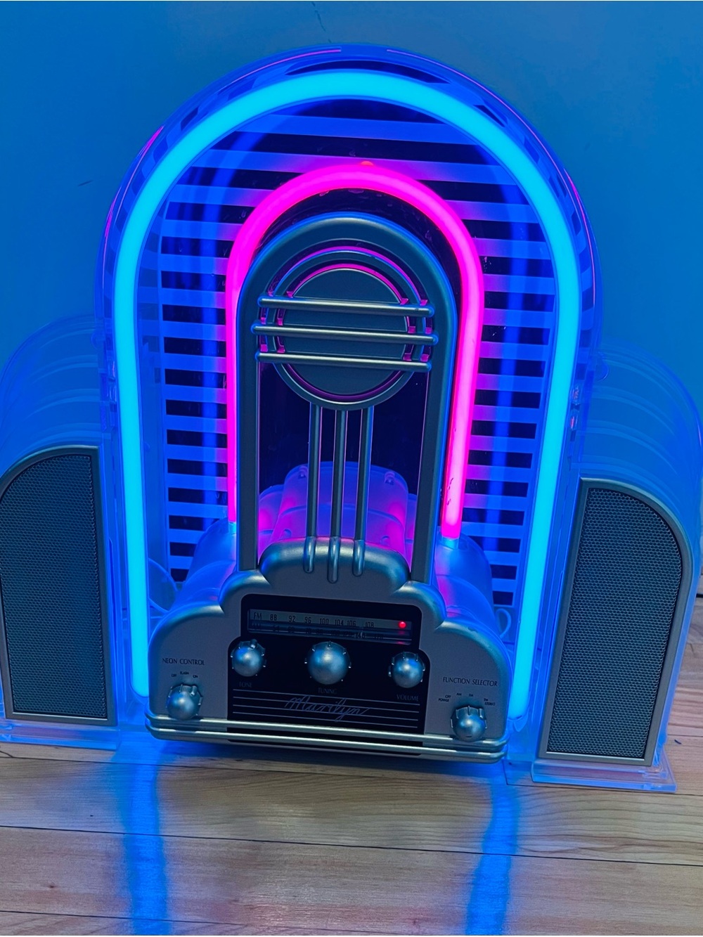 Vintage Marilyn Cicena 201 FM/AM Stereo Neon Jukebox Radio Pink Red Blue